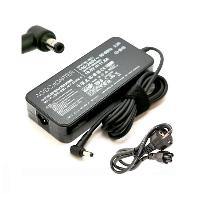 Chargeur MSI original pour PC portable, USB RGAND 230W, 19,5V 11,8A, remis à neuf, connecté à un ordinateur portable.