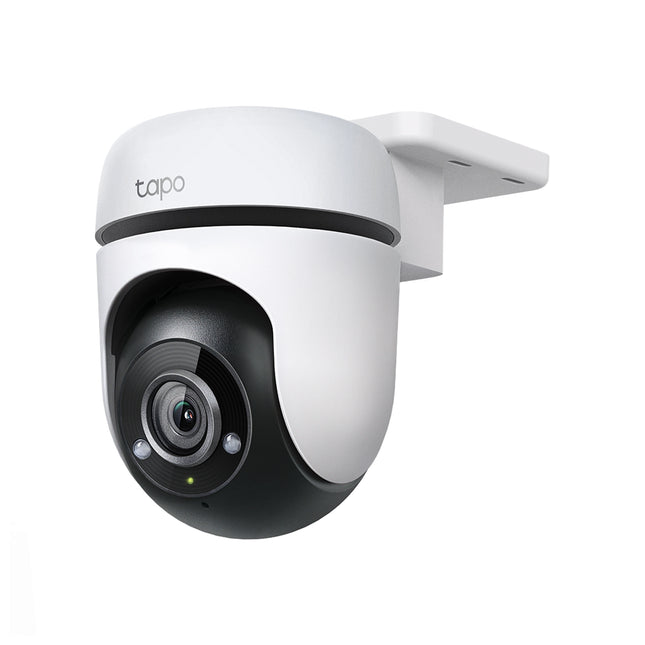 Caméra Wifi extérieure Tplink Tapo C500 avec objectif large et capteur de mouvement, installation en extérieur, vue de la caméra.