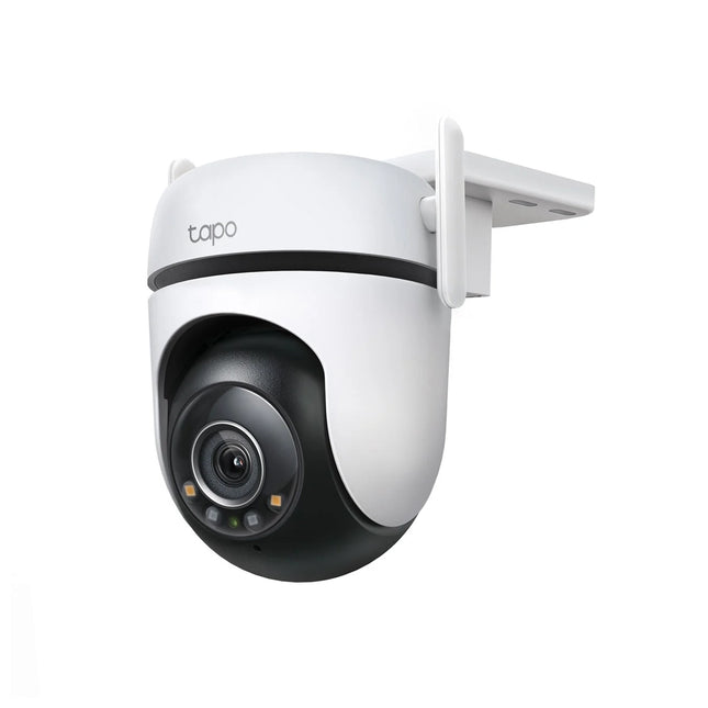 Caméra Wifi Tplink Tapo C520WS avec objectif grand angle et vision nocturne, vue de face, installée en intérieur.