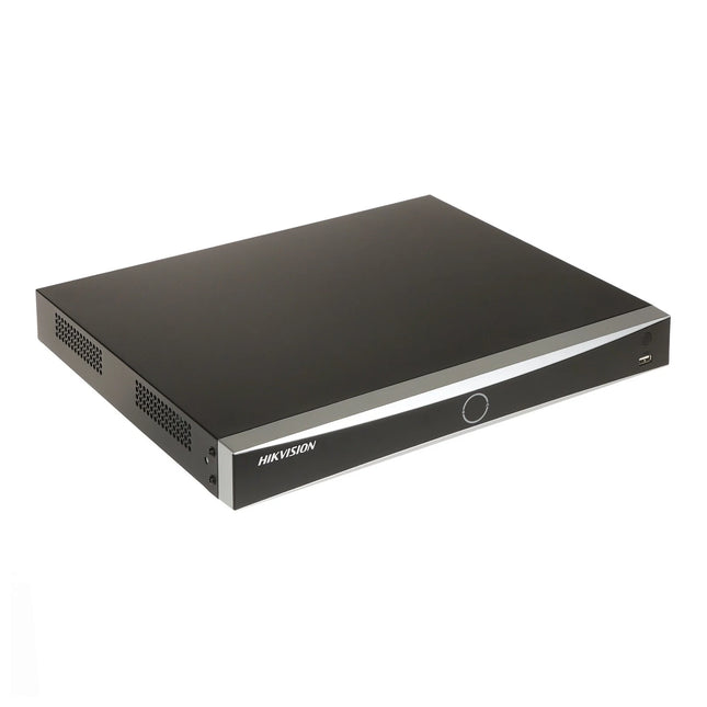 Unité d’enregistrement NVR Hikvision 4K 16 canaux Poe avec reconnaissance faciale, vue de face de l'appareil.