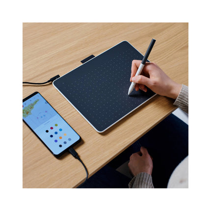 Tablette Graphique One by Wacom Format Medium – M (CTC6110WLW2B)