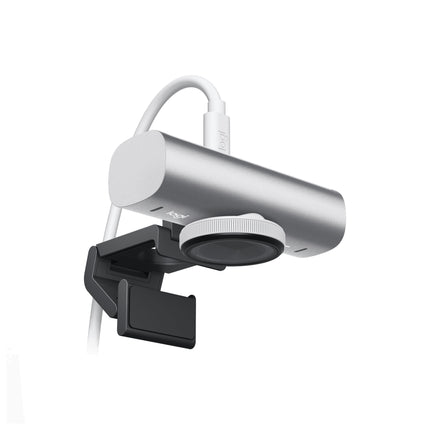 Webcam Logitech MX Brio 4K Ultra HD avec objectif en verre et microphone intégré, vue de face.